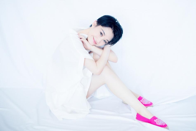 &#34;Thánh cô&#34; Hứa Tình lả lơi quyến rũ bất chấp tuổi U50 - 10