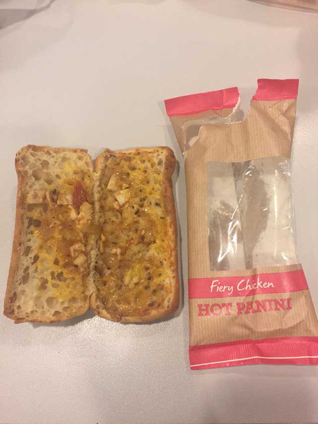 Hào hứng bóc ra mà thấy những chiếc bánh này thì đúng là chán chẳng buồn ăn - 9