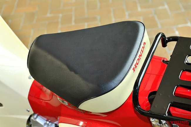 Yên ngồi xe.