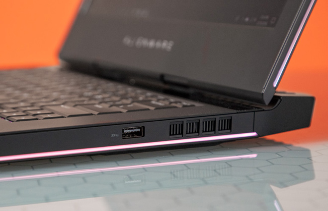 Laptop Alienware 15 R4: Tuyệt phẩm cho game thủ - 5
