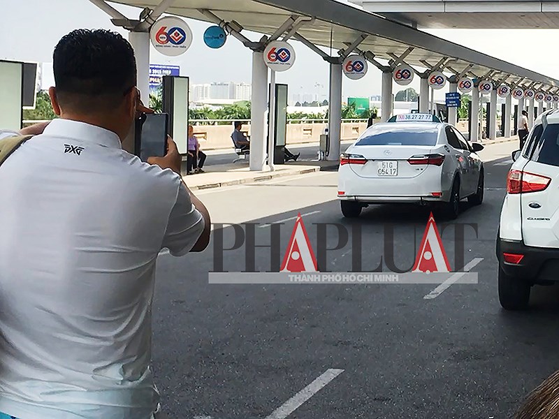 Nơi giấu tiền khó ngờ của tài xế taxi dỏm - 2