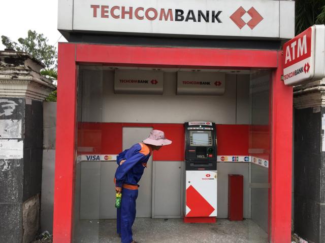 Pháp luật - Phá ATM nhưng không lấy được tiền, trộm cay đắng vứt lại xà beng