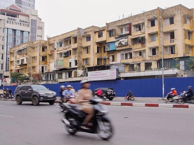 Tài chính - Bất động sản - Cưỡng chế khu chung cư hoang tàn trên "đất vàng" Thủ đô