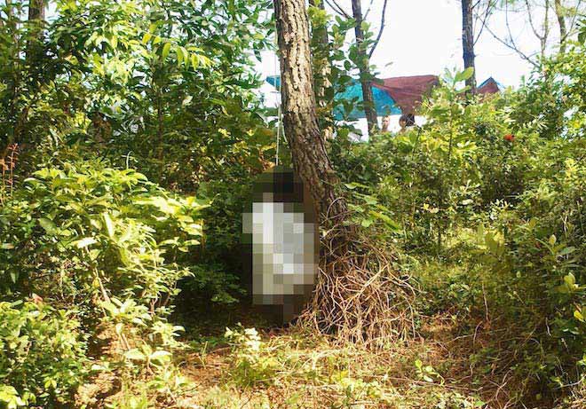 Nóng 24h qua: Bí thư Hà Giang lên tiếng về việc con gái được nâng trên 5 điểm - 2