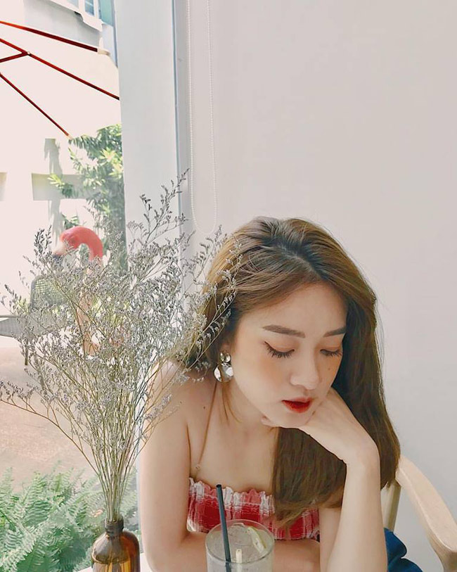 Cô nàng sau đó đã phải công khai xin lỗi khách trên Facebook.&nbsp;