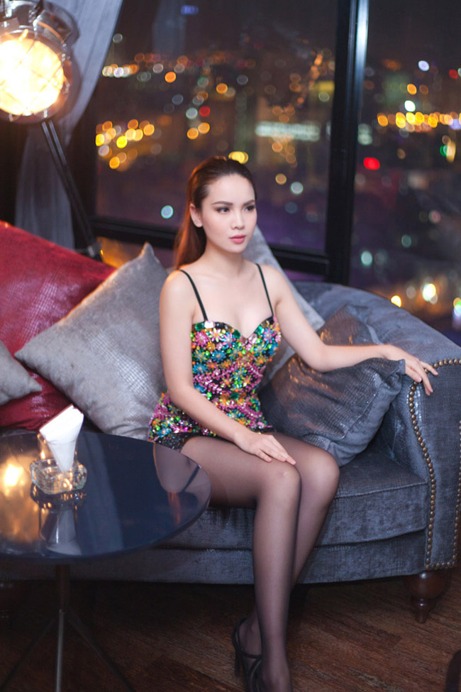 Bên cạnh vai trò ca sĩ, Yến Trang còn làm giám khảo và MC.
