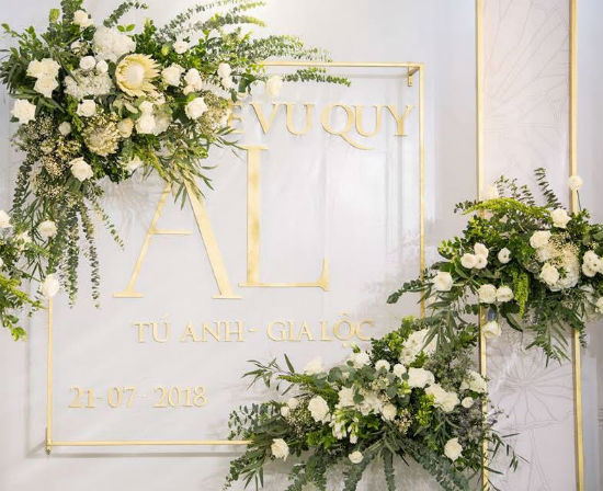 Á hậu Tú Anh rạng rỡ trong ngày lên xe hoa với chồng thiếu gia - 8