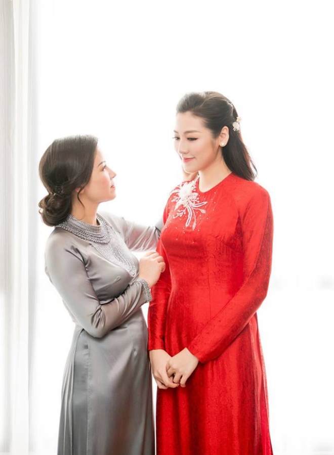 Áo dài cưới đỏ thắm tôn dáng đầy đặn của á hậu Tú Anh - 6