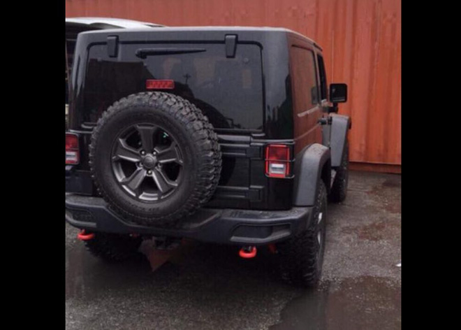Jeep Wrangler Rubicon bản đặc biệt hai cửa về Việt Nam - 2