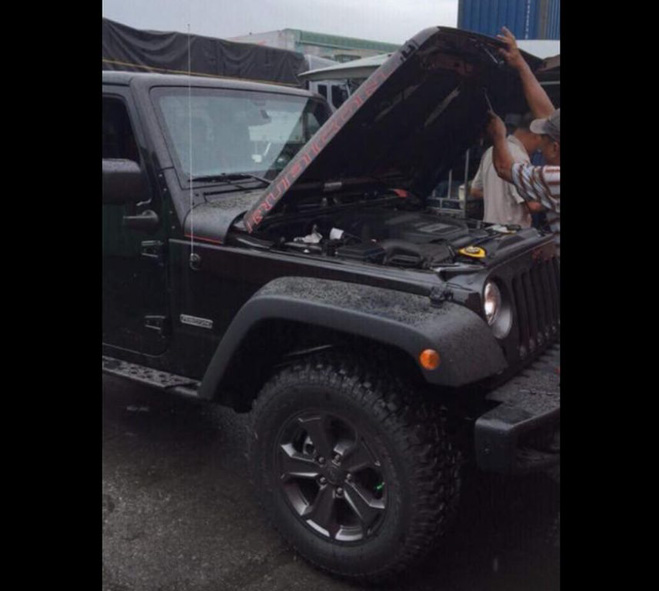 Jeep Wrangler Rubicon bản đặc biệt hai cửa về Việt Nam - 3