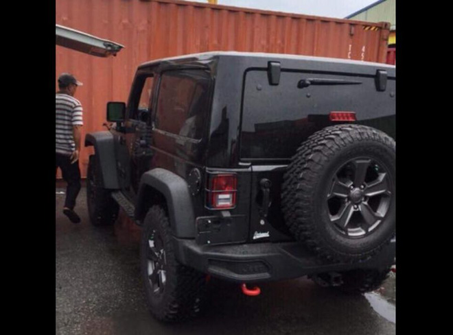 Jeep Wrangler Rubicon bản đặc biệt hai cửa về Việt Nam - 1