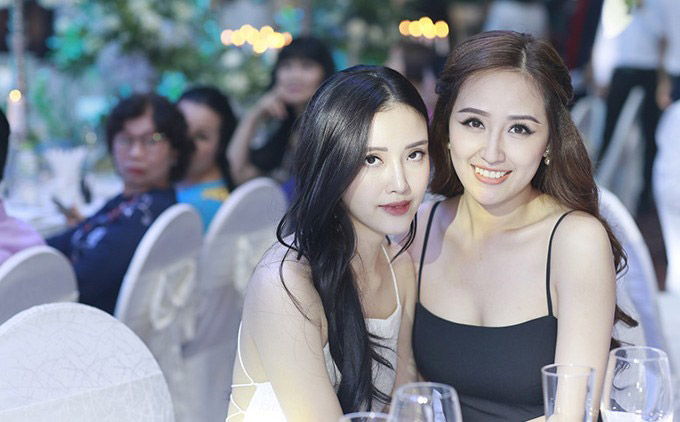 24H HOT: Em gái Mai Phương Thúy xinh hơn chị, Hòa Minzy bị chê ngực lép - 1