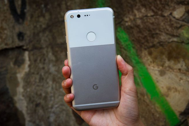 Những flagship cũ, nhưng vẫn đáng tiền mà bạn nên mua - 3