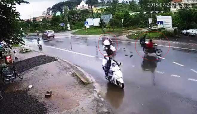 Nóng 24h qua: Lộ diện 5 cán bộ Sở GD-ĐT Sơn La liên quan đến gian lận thi cử động trời - 5