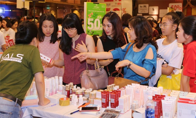 Vstyle và cuộc đổ bộ “thần sầu” của 300 thương hiệu thời trang, mỹ phẩm - 2