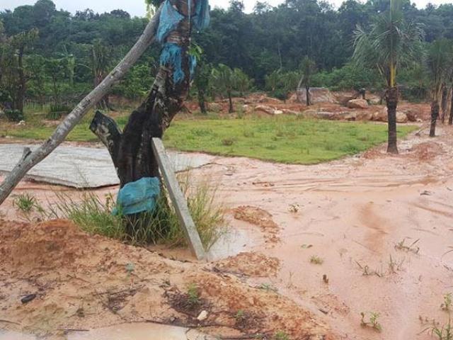 Tài chính - Bất động sản - Hỗn loạn phân lô, chia đất