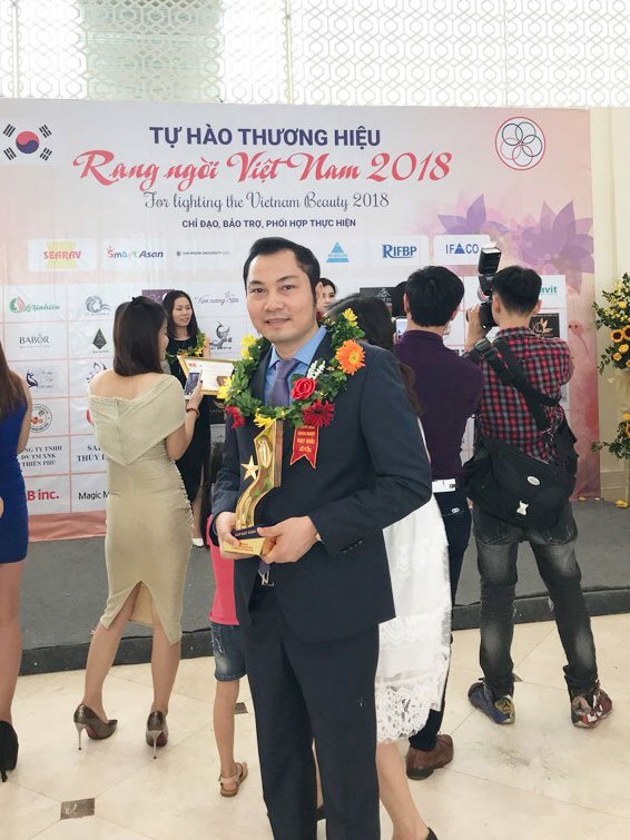 Ths.Bác sĩ Hải Lê vinh dự nhận giải “Nghệ nhân bàn tay vàng” 2018 - 1