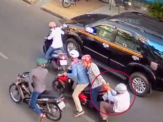 Cô gái “tuổi teen” lao xe hạ gục hai tên cướp giữa Sài Gòn