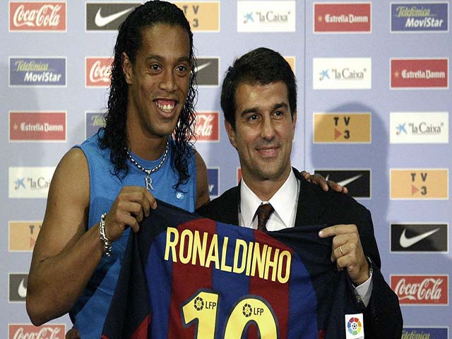 Bóng đá - Barca mua SAO Brazil 400 triệu euro: Tái hiện "áp phe thế kỷ" Ro "vẩu" - MU