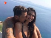 Bóng đá - Cay đắng rời ĐT Đức, Ozil được bạn gái hoa hậu xoa dịu nỗi đau