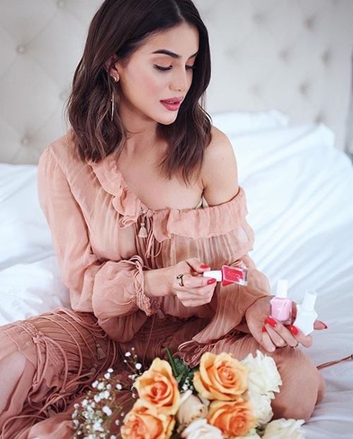 Mỹ nhân xứ Samba giữ da đẹp dáng thon bằng toàn nguyên liệu Việt - 10