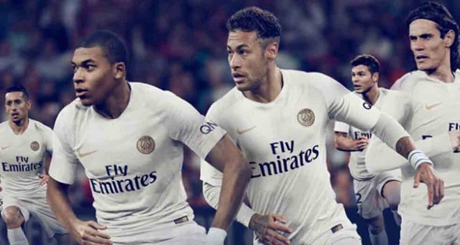 Neymar mặc áo mới PSG: Bị fan chế nhạo sẽ làm phản sang Real - 1