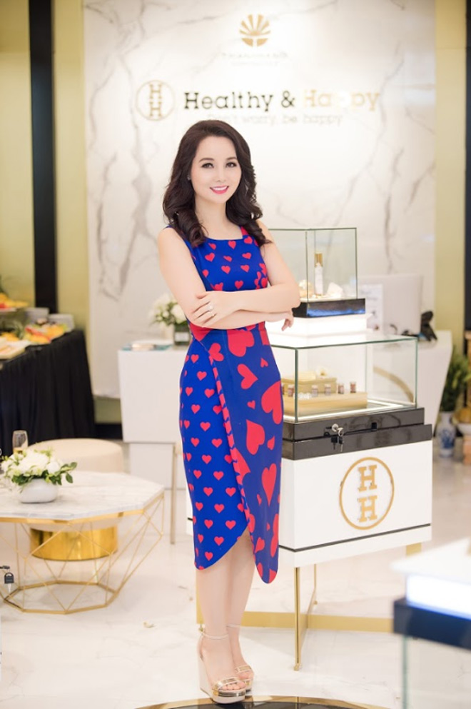Những gương mặt khả ái khoe sắc trong ngày hội của nữ doanh nhân ngành mỹ phẩm - 4