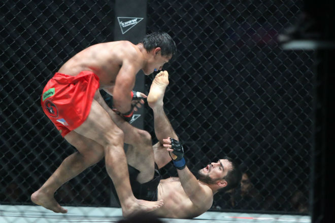 Chi tiết Martin Nguyễn – Kevin Belingon: Căng thẳng 5 hiệp (KT) - 8