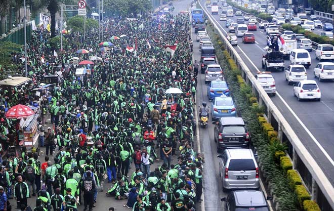 2 triệu &#34;xe ôm&#34; Indonesia nổi loạn: ASIAD gặp nguy lễ khai mạc - 1