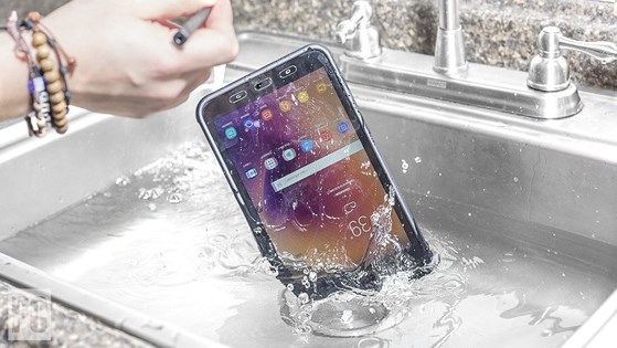 5 thói quen xấu sẽ gây hư hỏng smartphone - 4