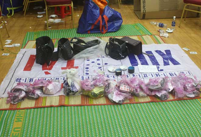 Sòng bạc &#39;khủng&#39; trong nhà hàng tiệc cưới ở Bình Dương - 2