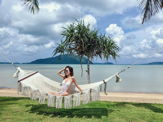 "Bỏng mắt" ngắm tiểu thư nhà giàu tận hưởng kỳ nghỉ hè xa xỉ - 13