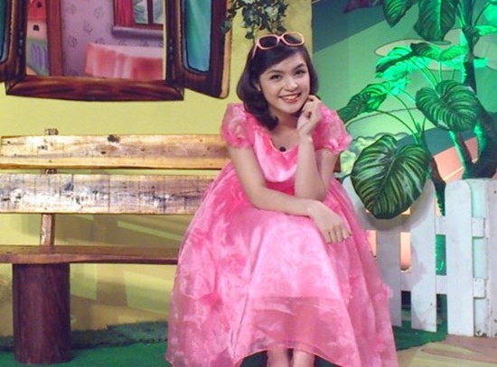 4 "chị Kính Hồng" xinh đẹp, nổi tiếng trên VTV giờ ra sao? - 7