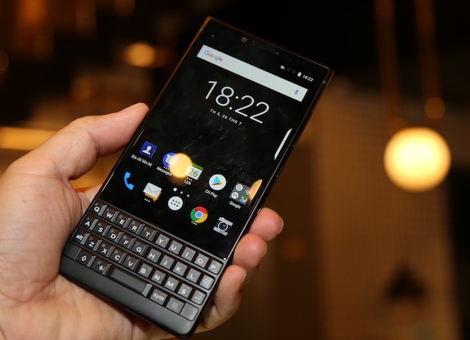 BlackBerry KEY2 về Việt Nam với giá "đắt xắt ra miếng" - 1