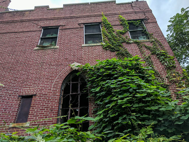 Hòn đảo đáng sợ nhất New York, nơi không ai được phép đặt chân tới - 3