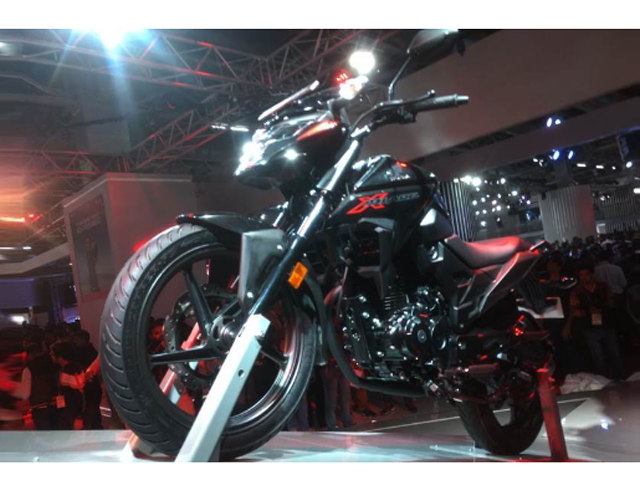 Thế giới xe - Honda X-Blade 160: "Giá mềm", đối thủ nặng ký của Suzuki Gixxer 150