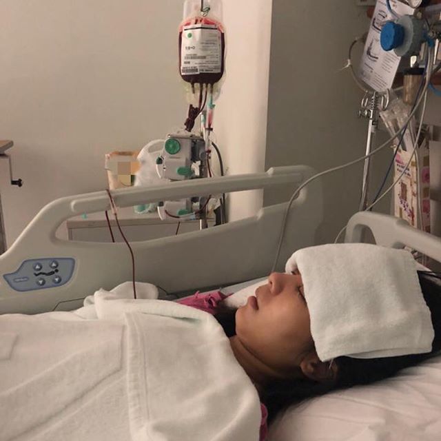 Danh ca Thái Lan thập tử nhất sinh vì nâng ngực, đòi bồi thường 14 tỷ - 6