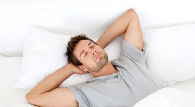 Quý ông thờ ơ với những dấu hiệu này sẽ có nguy cơ mắc bệnh nguy hiểm - 1