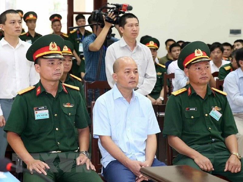 Út “trọc” nói nhờ người viết hộ hồ sơ Đảng vì ít học, chữ xấu - 1