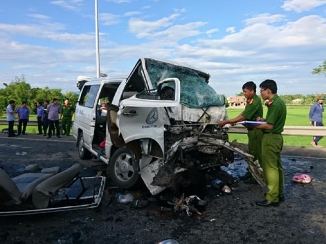 Tai nạn thảm khốc ở Quảng Nam: Chủ xe cũ có phải bồi thường?