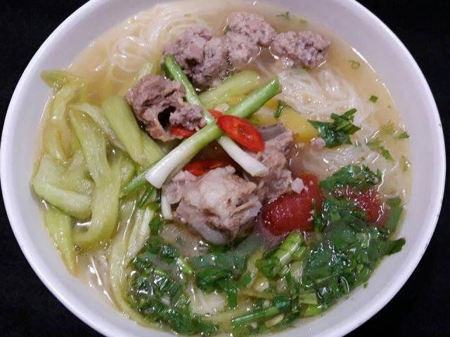 Ẩm thực - Bún mọc sườn chua chua mát mát, hấp dẫn tới miếng cuối cùng