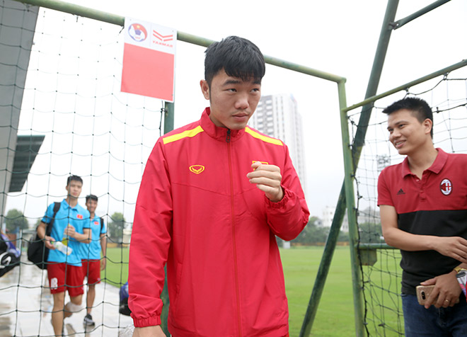 U23 Việt Nam: Lâm &#34;Tây&#34; bắt penalty thua cả...Văn Quyết - 1