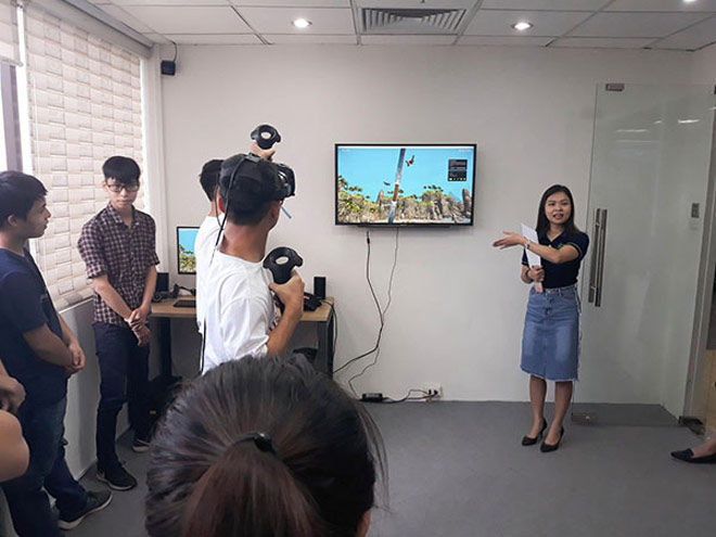 Aptech nhận Cúp Vàng Đơn Vị Đào Tạo CNTT hàng đầu 2018 - 2