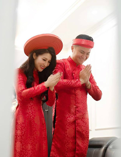 Đám hỏi lộng lẫy của Vân Navy với chồng doanh nhân bất động sản - 2