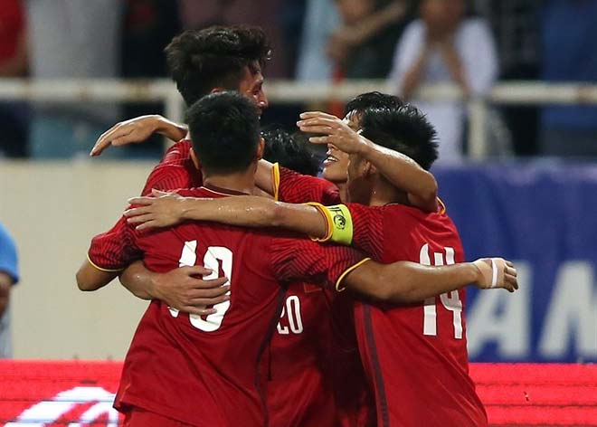 U23 Việt Nam 2 lần không thắng Uzbekistan: Không bay mãi trên 9 tầng mây - 1