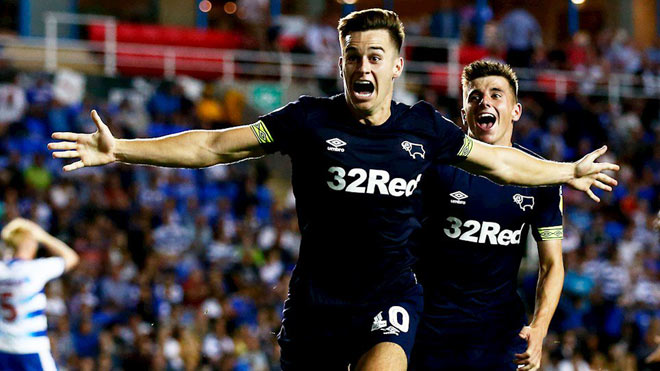 Bộ tứ bình luận viên quyền lực “mổ xẻ” giải hạng Nhất Anh - 2