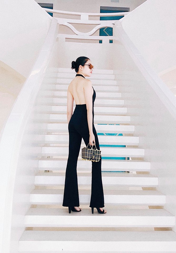 "MC có đôi chân dài nhất VTV" phô diễn đường cong sexy hết nấc - 8