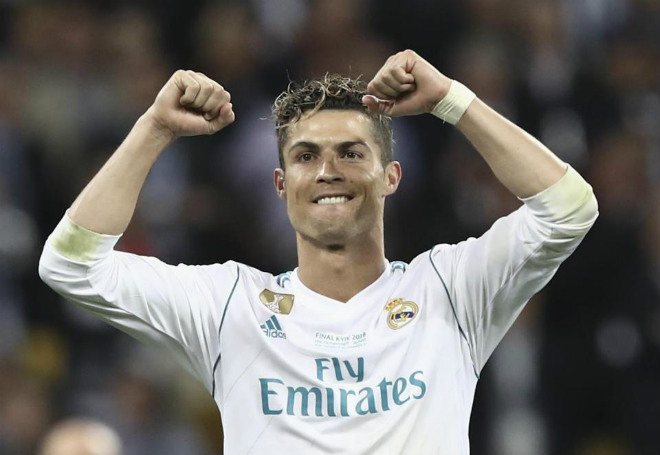 Ronaldo “xát muối” Real: Yêu Juventus từ bé, thống trị Serie A đến 2022 - 1