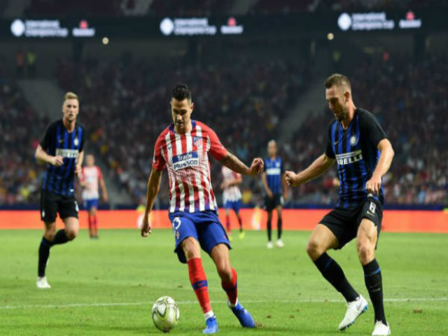 Bóng đá - Atletico Madrid - Inter Milan: Siêu phẩm tung người vô lê "cháy lưới"