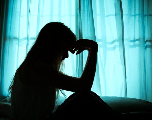 Nữ sinh Anh bị sếp lạm dụng tình dục trong lần đầu đi làm thêm - 1